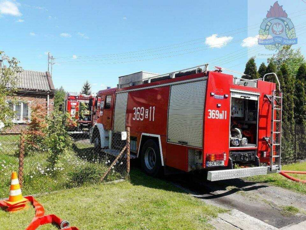 Pożar drewnianego domu w Mokrej Prawej [ZDJĘCIA]