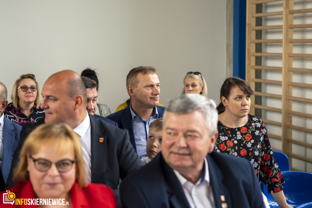 Sala gimnastyczna w Michowicach oficjalnie oddana do użytku