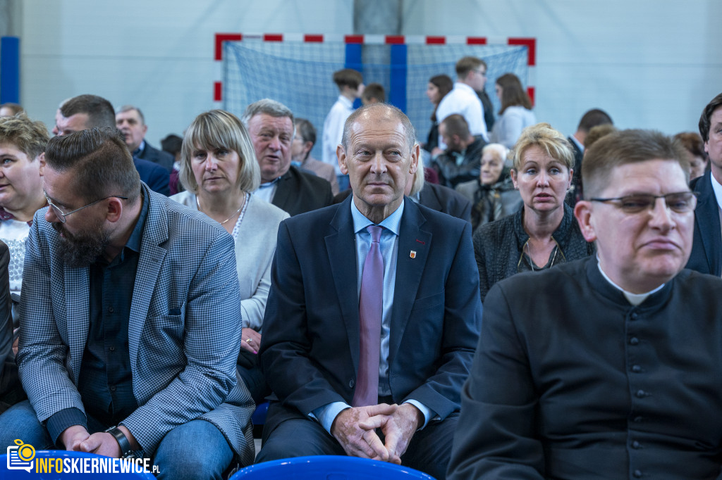 Sala gimnastyczna w Białyninie oficjalnie oddana do użytku