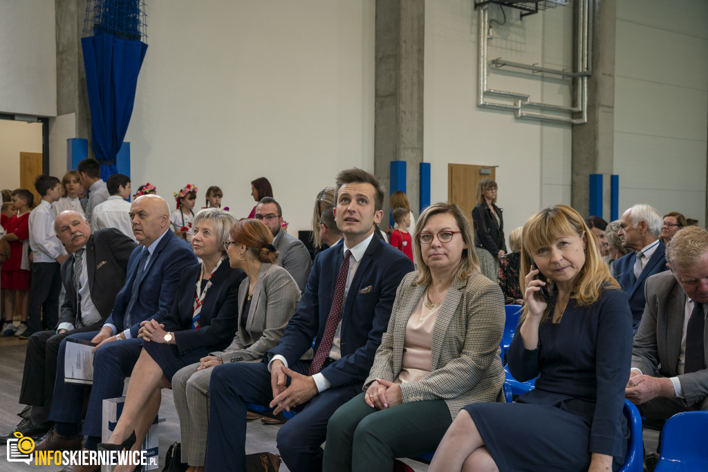 Sala gimnastyczna w Białyninie oficjalnie oddana do użytku