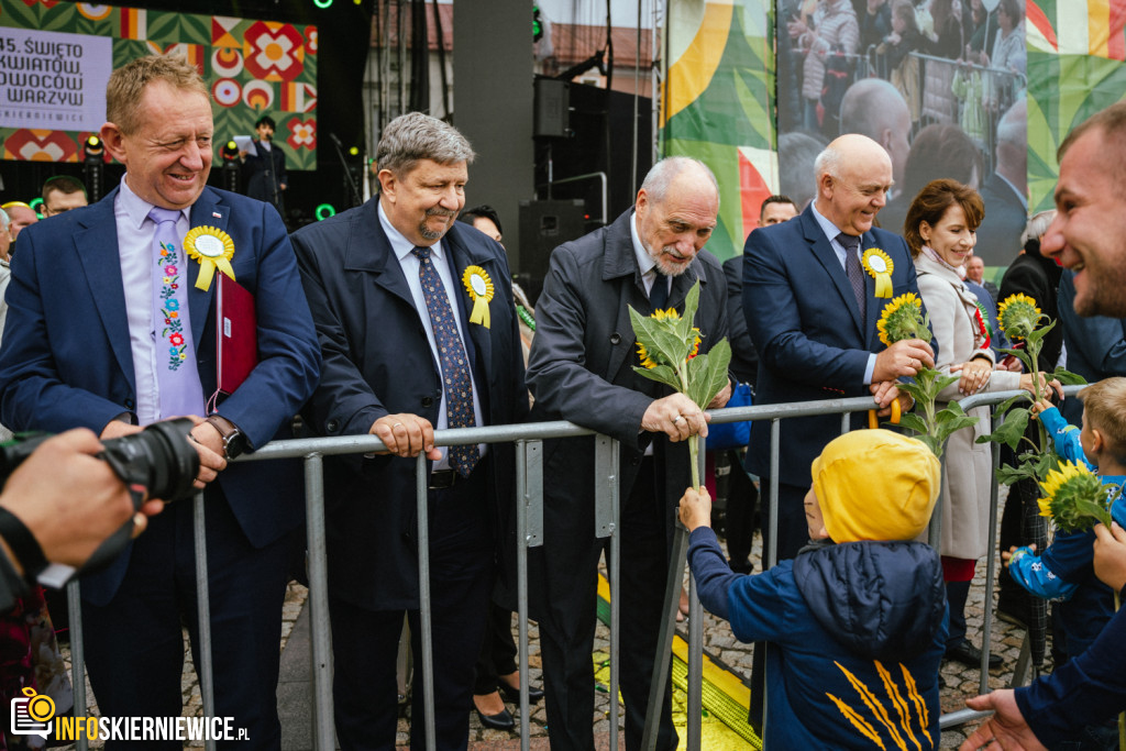 Parada 45. Skierniewickiego Święta Kwiatów, Owoców i Warzyw SŚKOiW 2022