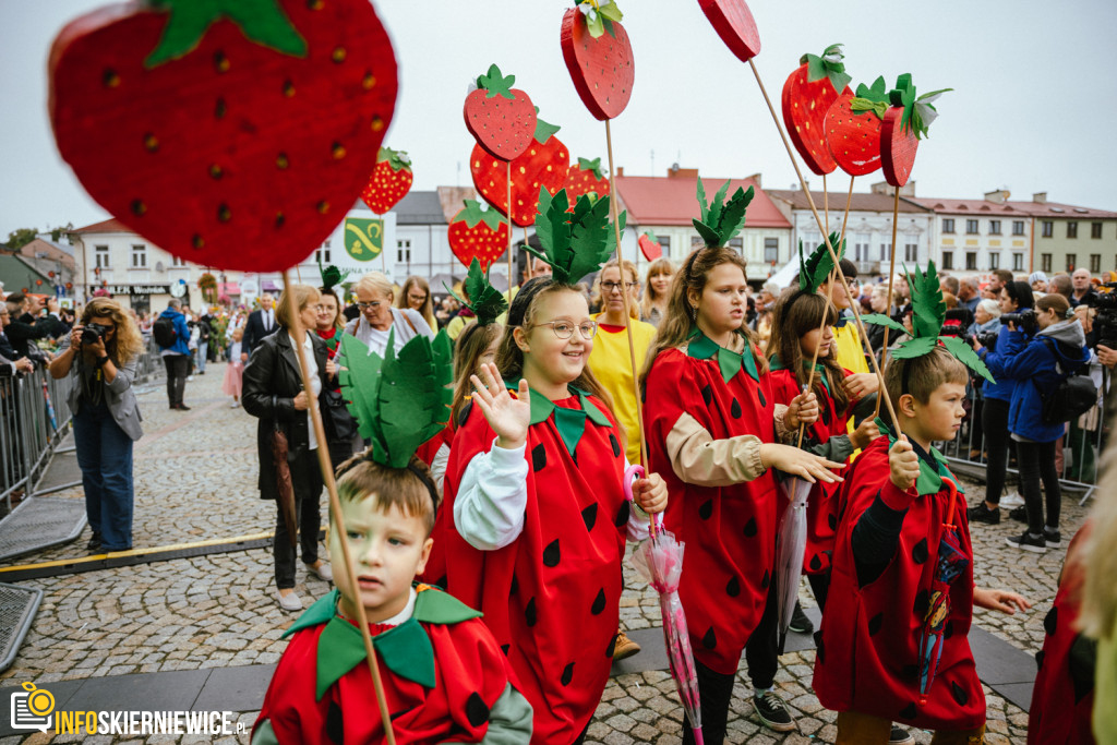 Parada 45. Skierniewickiego Święta Kwiatów, Owoców i Warzyw SŚKOiW 2022