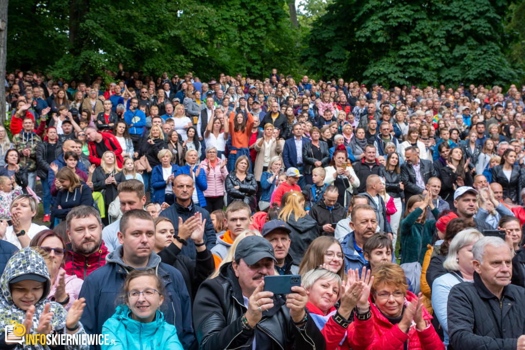 45. SŚKOiW: Tłumy w parku miejskim na koncertach