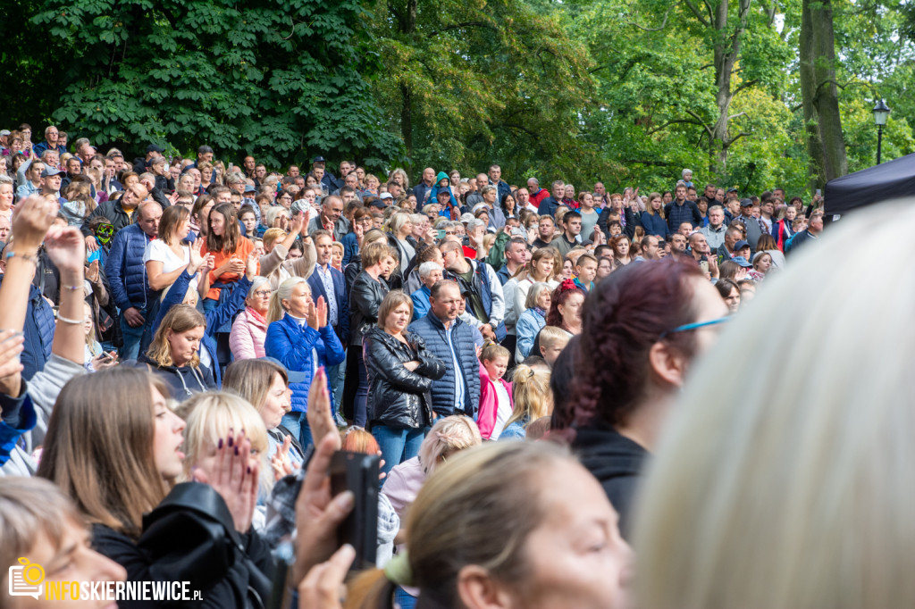 45. SŚKOiW: Tłumy w parku miejskim na koncertach