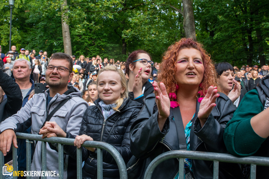 45. SŚKOiW: Tłumy w parku miejskim na koncertach