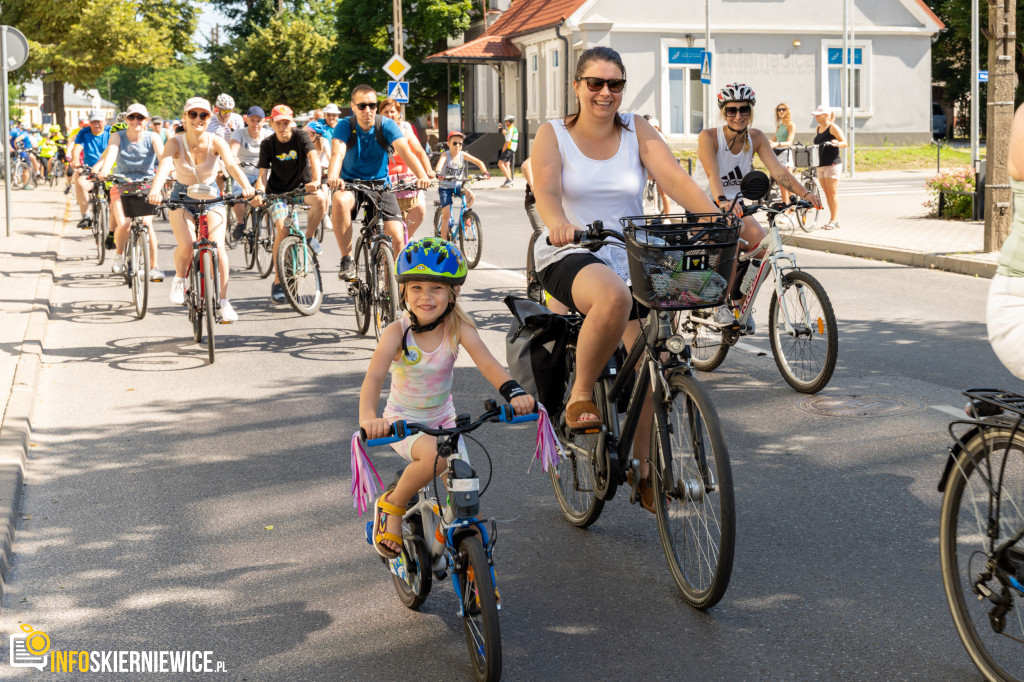 Rekordowa frekwencja na Ekologicznym Powiatowym Rajdzie Rowerowym