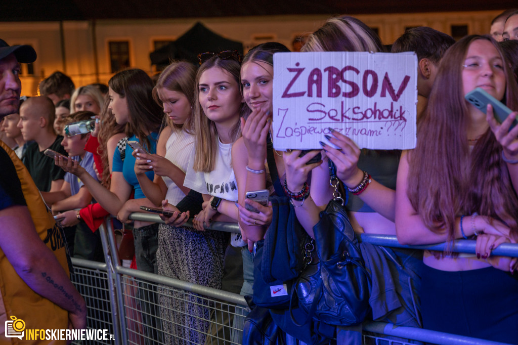 Mr Polska, Żabson, Gibbs i Avi na Scenie Głównej: Najlepsze Momenty Piątku na 46. SŚKOiW