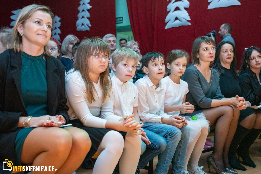 Jasełka w Szkole Podstawowej nr 1 w Skierniewicach