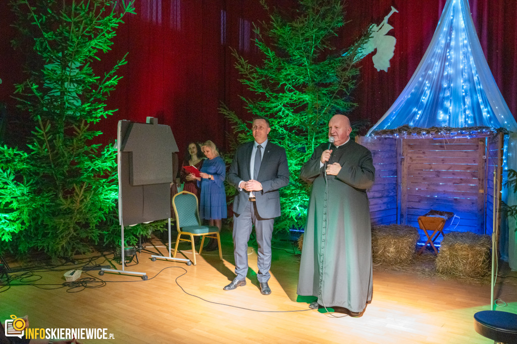 Jasełka w Szkole Podstawowej nr 1 w Skierniewicach