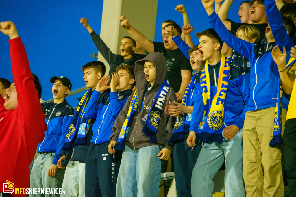 Unia Skierniewice triumfuje nad GKS Bełchatów w emocjonującym meczu