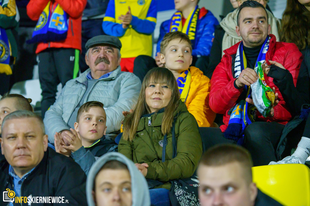 Unia Skierniewice triumfuje nad GKS Bełchatów w emocjonującym meczu