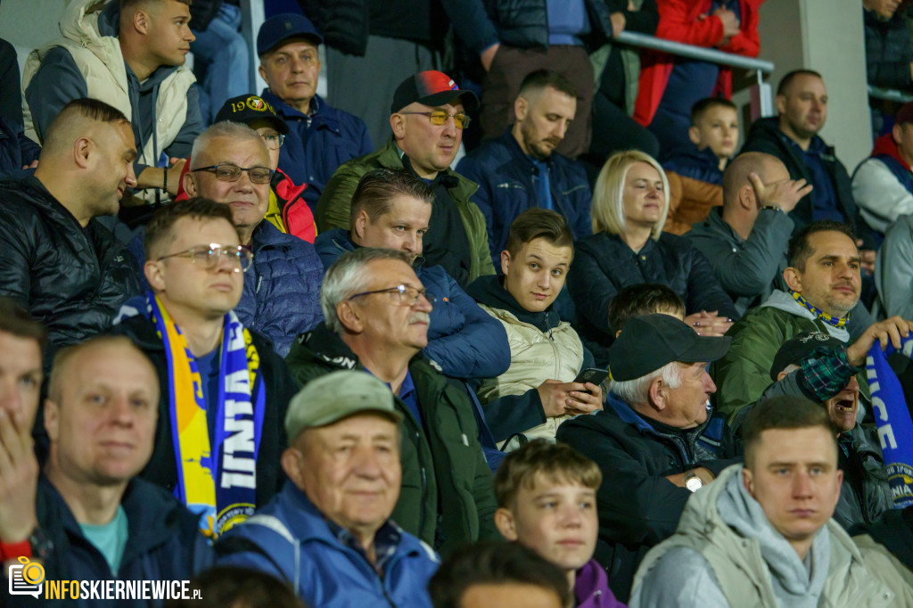 Unia Skierniewice triumfuje nad GKS Bełchatów w emocjonującym meczu