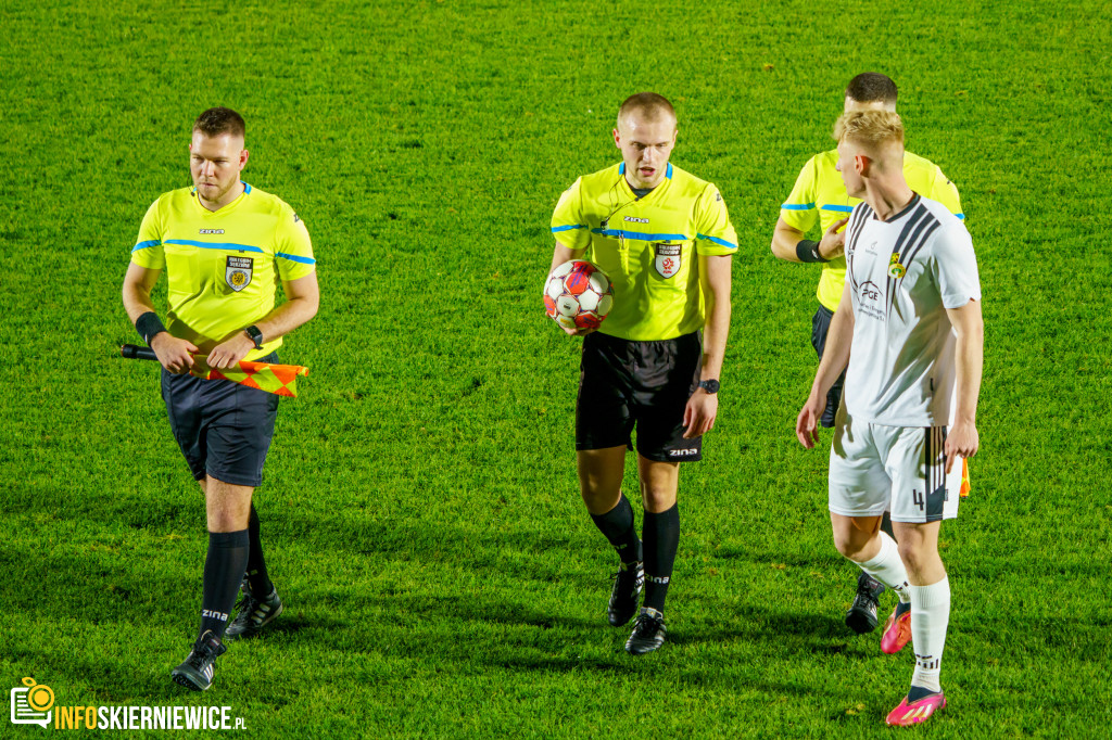 Unia Skierniewice triumfuje nad GKS Bełchatów w emocjonującym meczu