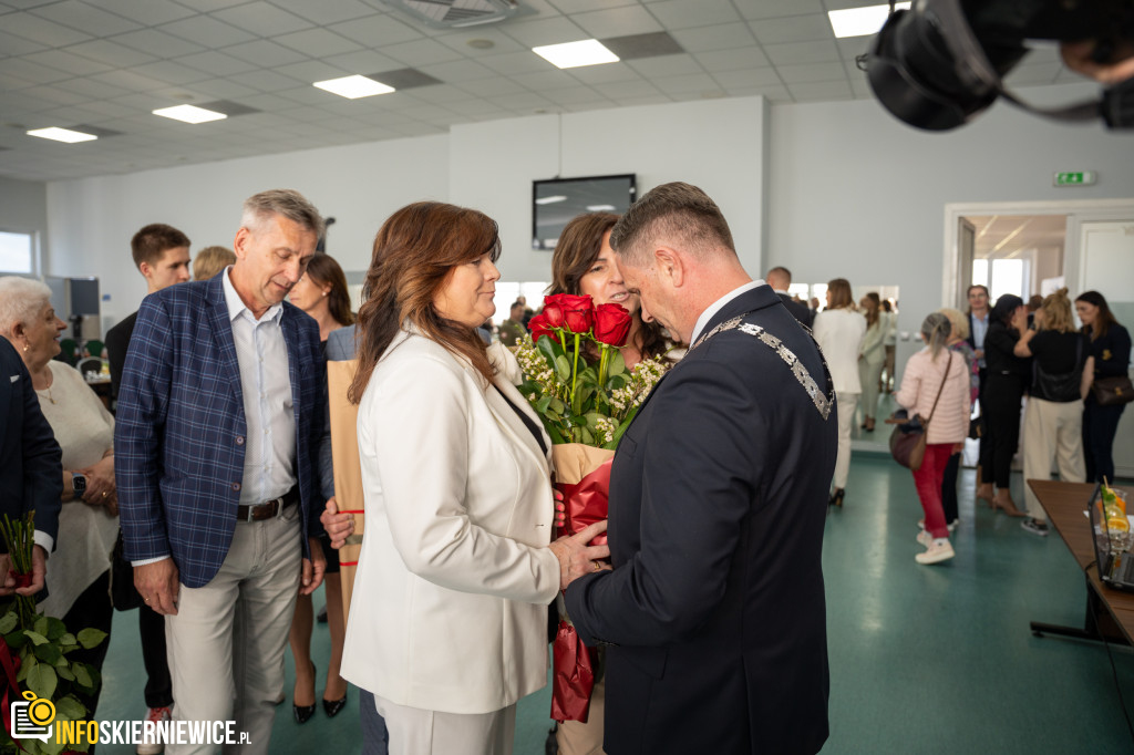 Skierniewice: Jarosław Chęcielewski Przewodniczącym Rady Miasta. Nowa kadencja rozpoczęta ślubowaniem prezydenta