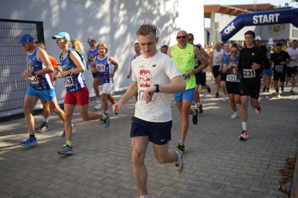 Rekordowa VII Skierniewicka Dziesiątka. Michał Łobacz i Małgorzata Bednarek na Czele