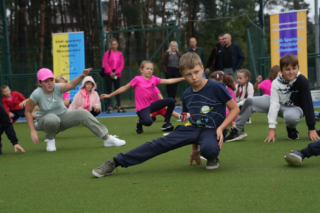 Sukces Dnia Hokeja na Trawie w Skierniewicach. Ponad 300 Dzieci na Stadionie Polonii