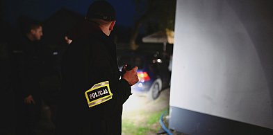 Skierniewice: Skuteczne działania Policji i Straży Granicznej w kontroli legalnośc-72284