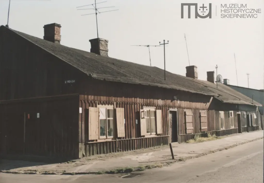 Skierniewice w latach 90. XX wieku na unikalnych zdjęciach. Zobacz, jak zmieniło się miasto 38 0e10c078 f2d5 4efa bfd3 68ea2c6a76a8 preview 1100x0