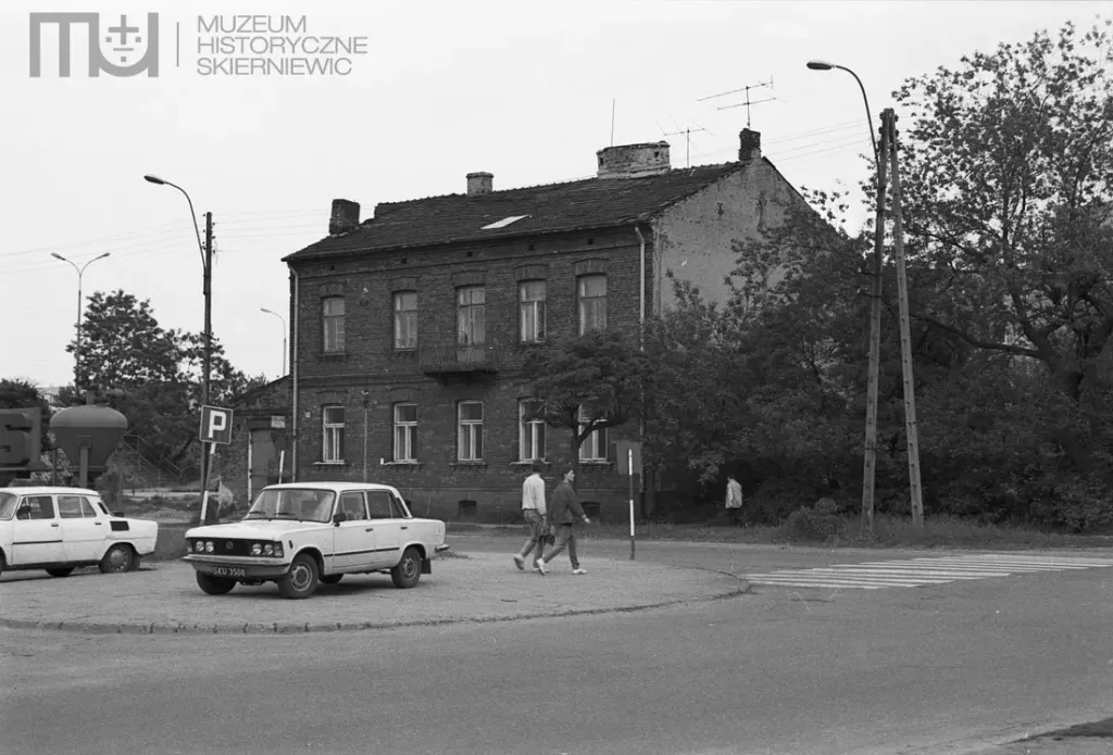 Skierniewice w latach 80. – Niezwykłe fotografie miasta sprzed lat 33 85c21ba9 f9d3 4e58 a73c e919c700a9b0 preview 1100x0