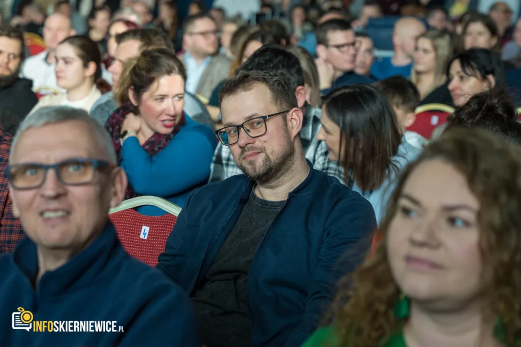 Kabaret Smile ponownie na scenie w Skierniewicach! Ponad 800 osób świetnie się bawiło 34 dsc05442