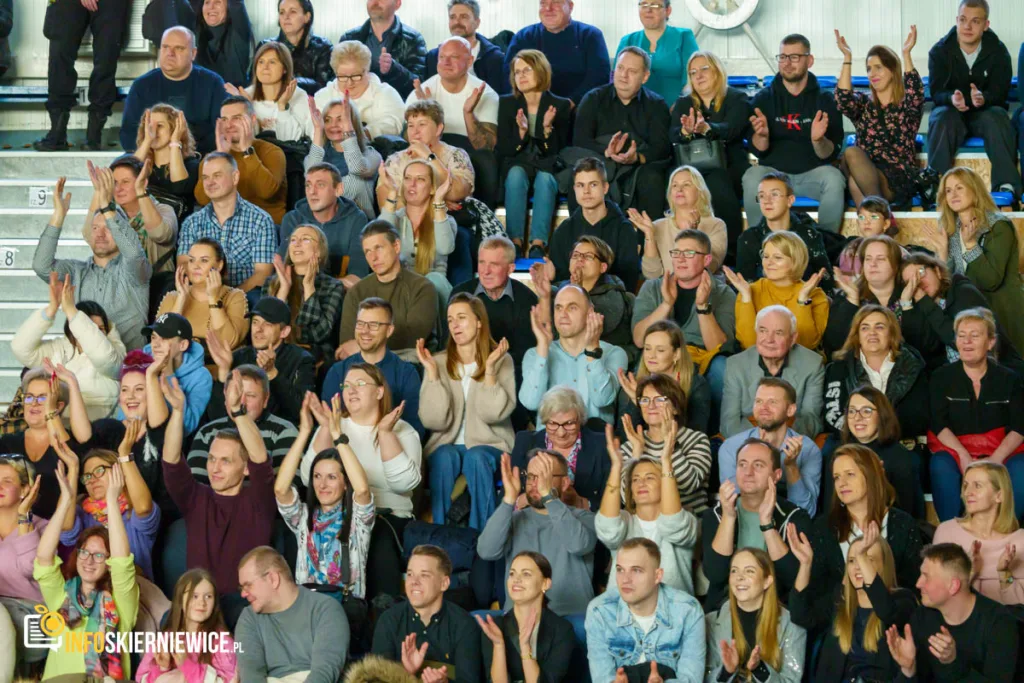 Kabaret Smile ponownie na scenie w Skierniewicach! Ponad 800 osób świetnie się bawiło 37 dsc05642