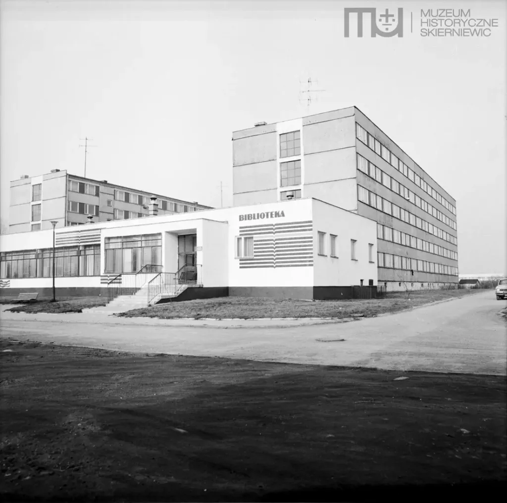 Skierniewice w latach 80. – Niezwykłe fotografie miasta sprzed lat 34 f72fe3dd 0c5d 4a1b bf8e 60bb7a73df9c preview 1100x0