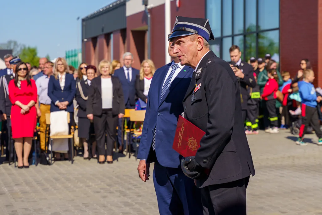 100 lecie osp i 60 lecie kgw w mokrej lewej. nowa remiza i centrum spoleczne wsi mokra lewa otwarte 64 z 116