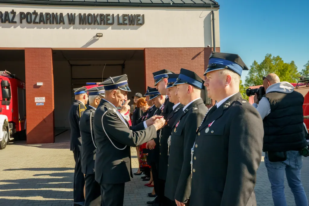 100 lecie osp i 60 lecie kgw w mokrej lewej. nowa remiza i centrum spoleczne wsi mokra lewa otwarte 82 z 116