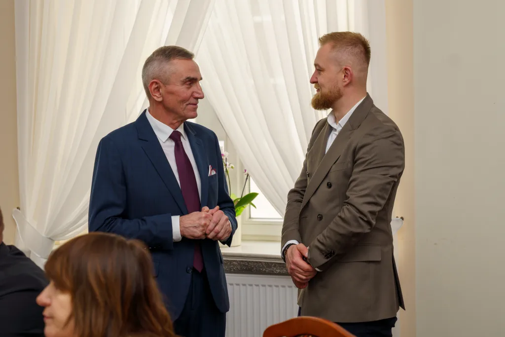 Historyczne spotkanie w Starostwie Powiatowym w Skierniewicach – po raz pierwszy na takim szczeblu debatowano o bezpieczeństwie i rozwoju regionu 38 dsc06309
