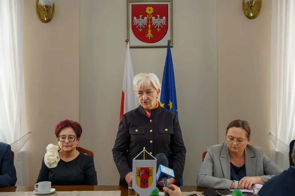 Historyczne spotkanie w Starostwie Powiatowym w Skierniewicach – po raz pierwszy na takim szczeblu debatowano o bezpieczeństwie i rozwoju regionu 33 dsc06326