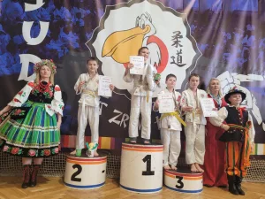 Medale dla zawodników UKS Wojownik na Łowickim Turnieju Judo 10 fe8bf8be 42fe 403c b8a2 af9a5dd6eaa5 min