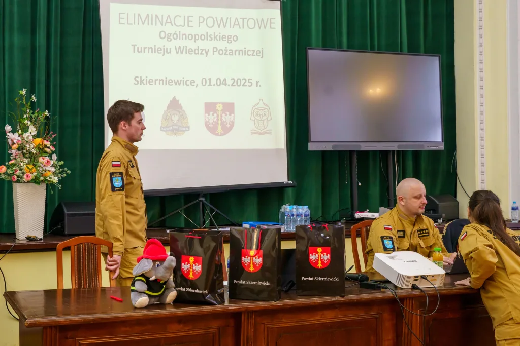 "Młodzież Zapobiega Pożarom" – Powiatowe Eliminacje 2025 w Skierniewicach za nami! 33 powiatowe eliminacje 2025 6