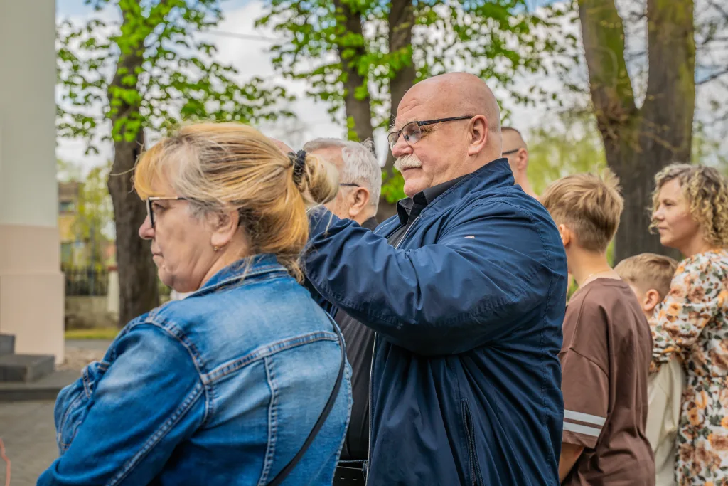 swiecenie koszyczkow w skierniewicach. w parafii sw. jakuba i sw. stanislawa nie zabraklo wiernych 41 z 80