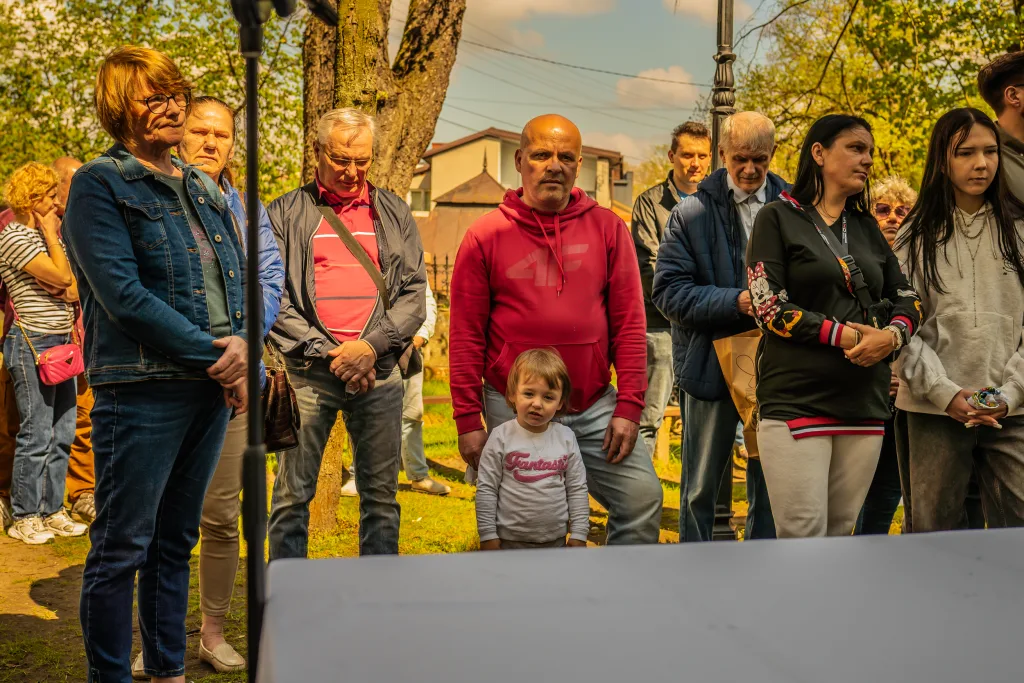 swiecenie koszyczkow w skierniewicach. w parafii sw. jakuba i sw. stanislawa nie zabraklo wiernych 6 z 80