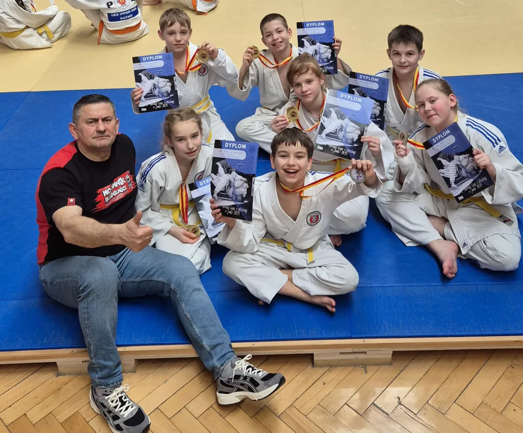Udany start judoków Judo Teamu na Lidze Szkolnej Dzieci w Łodzi 29 udany start judokow judo teamu na lidze szkolnej dzieci w lodzi 2 min