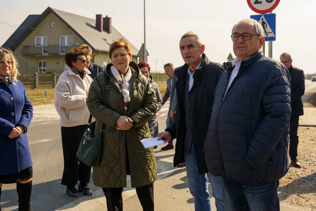 Wicewojewoda Łódzki Docenił Inwestycje w Powiecie Skierniewickim 37 wicewojewoda lodzki docenil inwestycje w powiecie skierniewickim 15