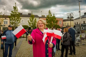 afal trzaskowski w skierniewicach przed cisza wyborcza wiec wyborczy i apel o mobilizacje 1 z 105