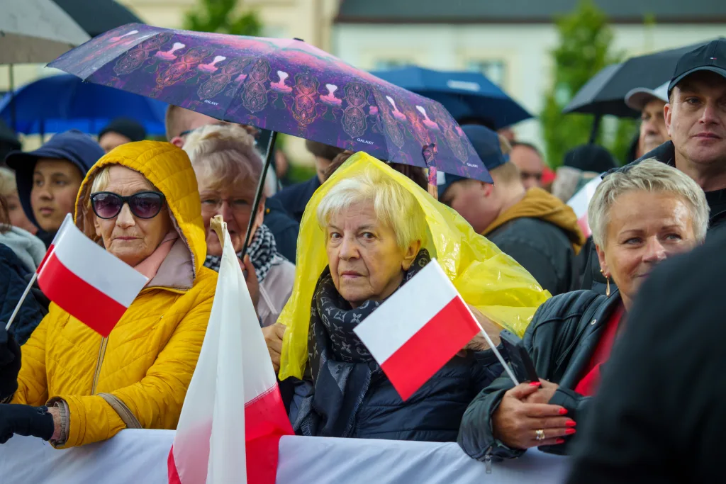 afal trzaskowski w skierniewicach przed cisza wyborcza wiec wyborczy i apel o mobilizacje 15 z 105