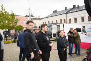 afal trzaskowski w skierniewicach przed cisza wyborcza wiec wyborczy i apel o mobilizacje 2 z 105