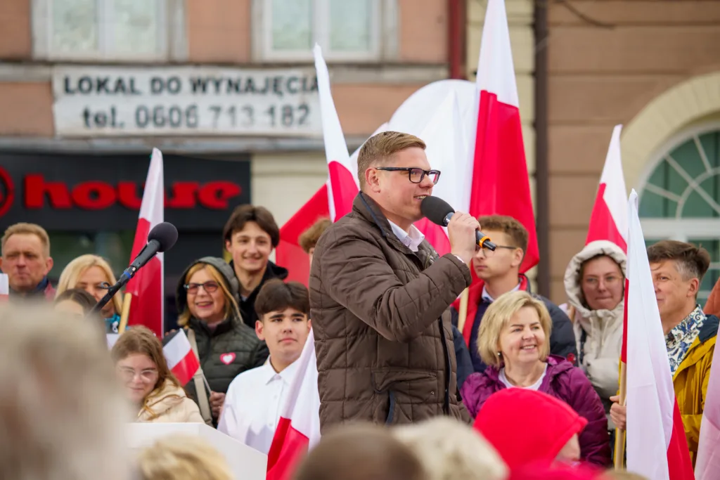 afal trzaskowski w skierniewicach przed cisza wyborcza wiec wyborczy i apel o mobilizacje 27 z 105