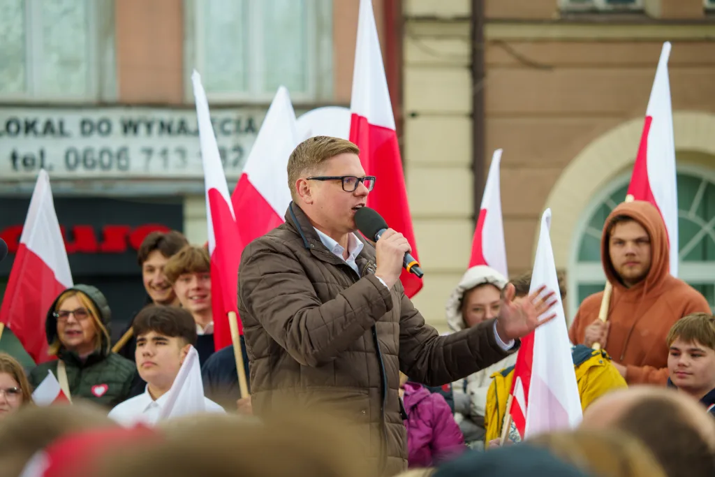 afal trzaskowski w skierniewicach przed cisza wyborcza wiec wyborczy i apel o mobilizacje 28 z 105