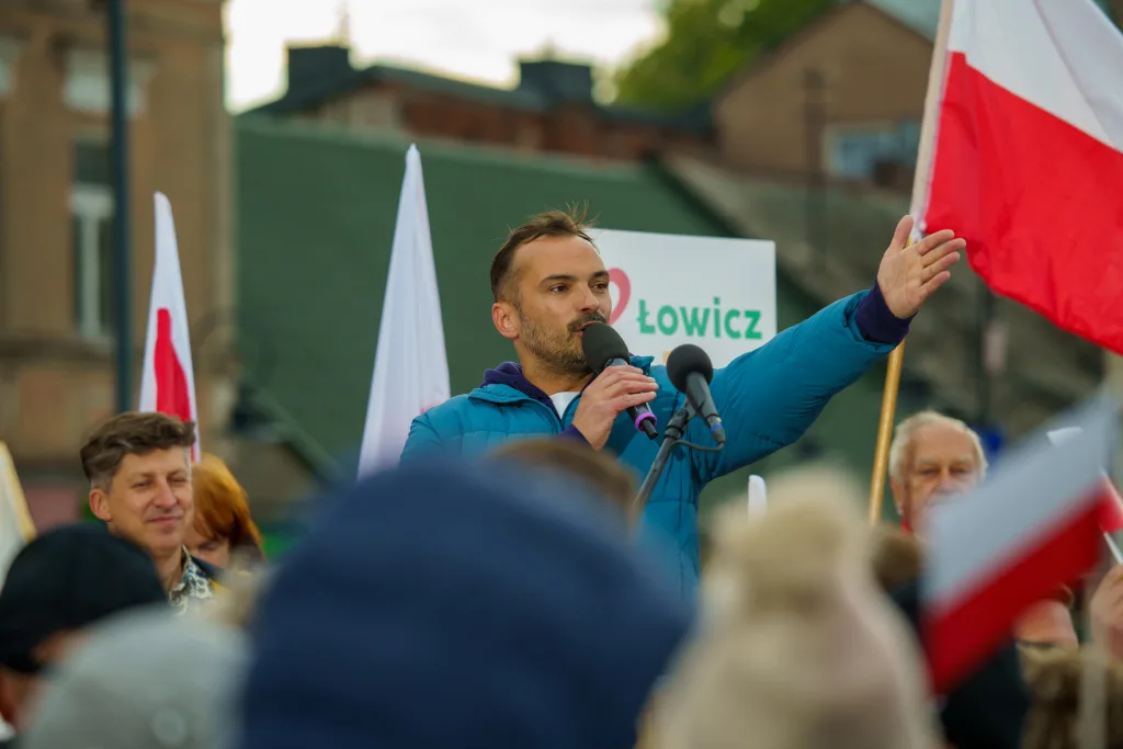 afal trzaskowski w skierniewicach przed cisza wyborcza wiec wyborczy i apel o mobilizacje 33 z 105