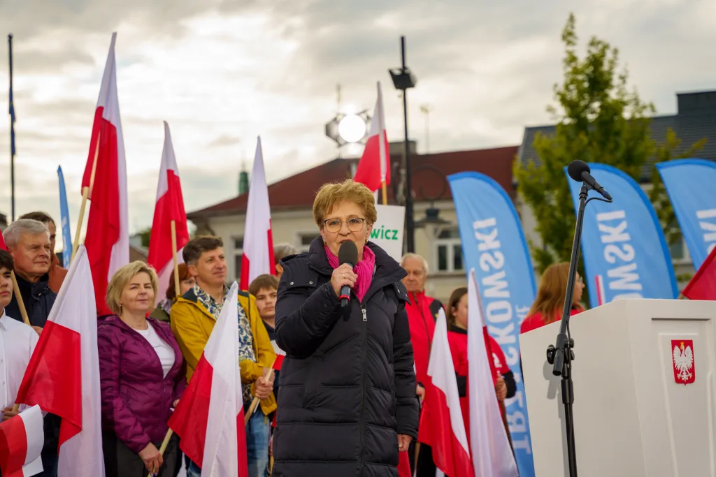 afal trzaskowski w skierniewicach przed cisza wyborcza wiec wyborczy i apel o mobilizacje 44 z 105
