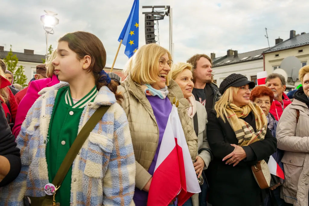 afal trzaskowski w skierniewicach przed cisza wyborcza wiec wyborczy i apel o mobilizacje 48 z 105