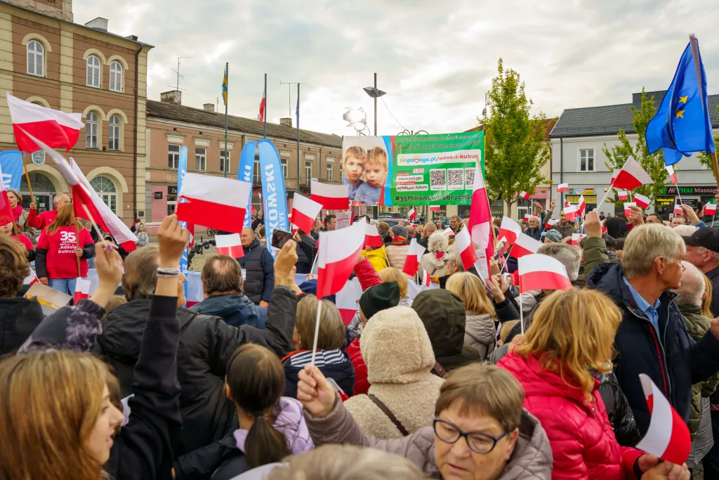 afal trzaskowski w skierniewicach przed cisza wyborcza wiec wyborczy i apel o mobilizacje 52 z 105