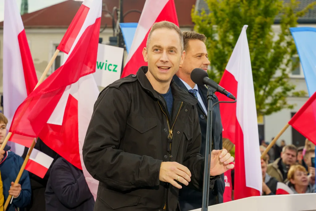 afal trzaskowski w skierniewicach przed cisza wyborcza wiec wyborczy i apel o mobilizacje 67 z 105