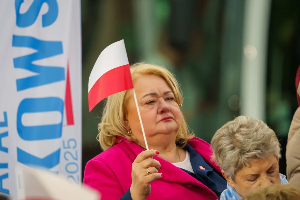 afal trzaskowski w skierniewicach przed cisza wyborcza wiec wyborczy i apel o mobilizacje 74 z 105