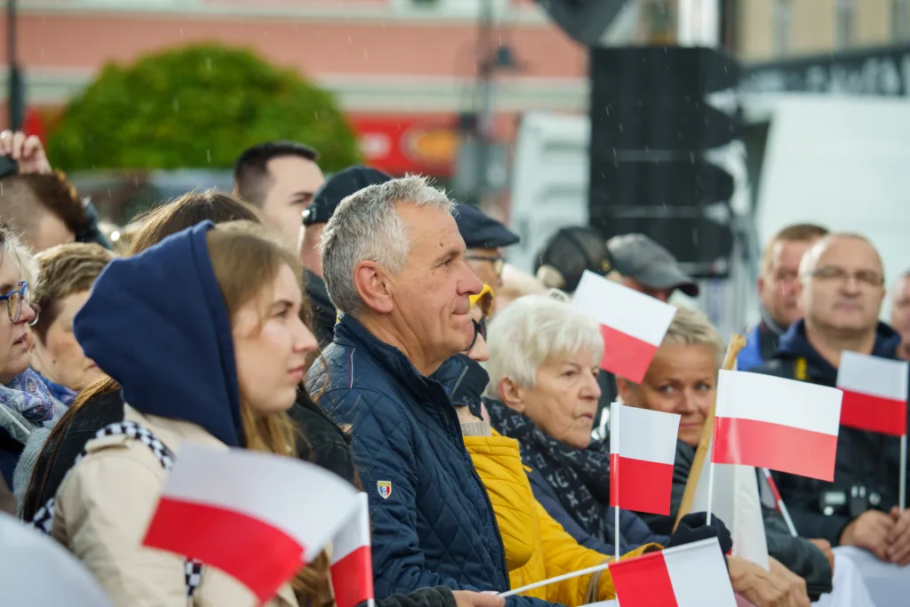 afal trzaskowski w skierniewicach przed cisza wyborcza wiec wyborczy i apel o mobilizacje 8 z 105
