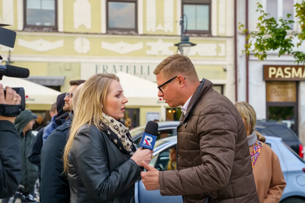 afal trzaskowski w skierniewicach przed cisza wyborcza wiec wyborczy i apel o mobilizacje 80 z 105