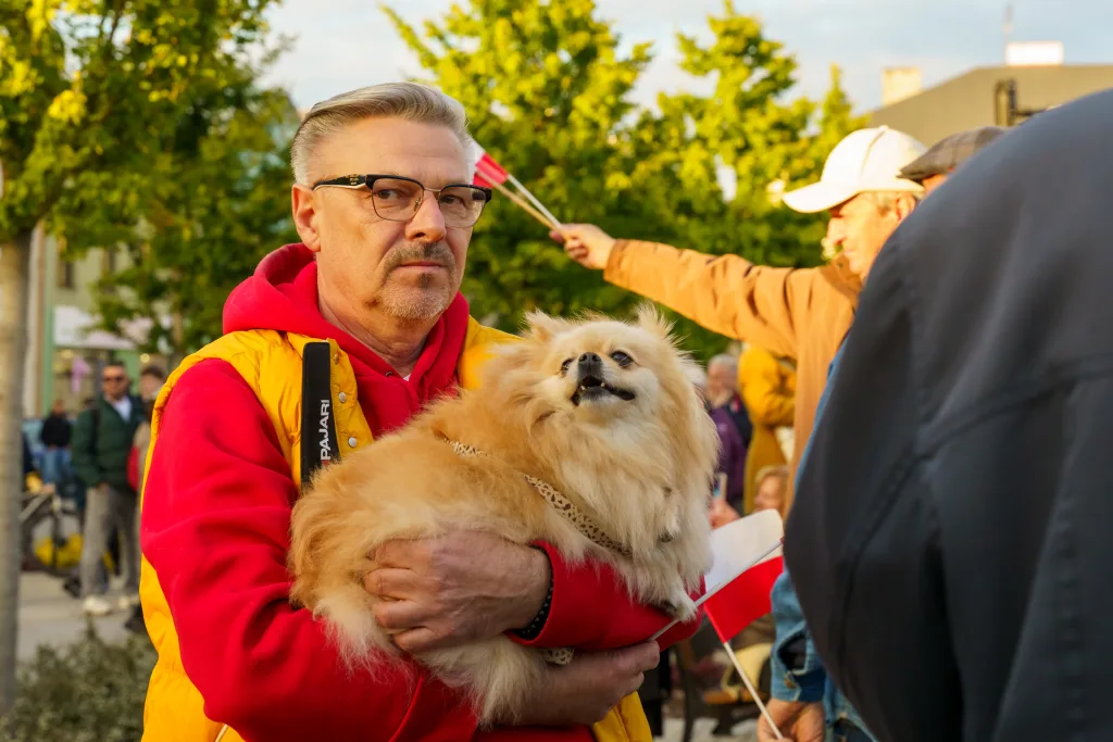 afal trzaskowski w skierniewicach przed cisza wyborcza wiec wyborczy i apel o mobilizacje 98 z 105